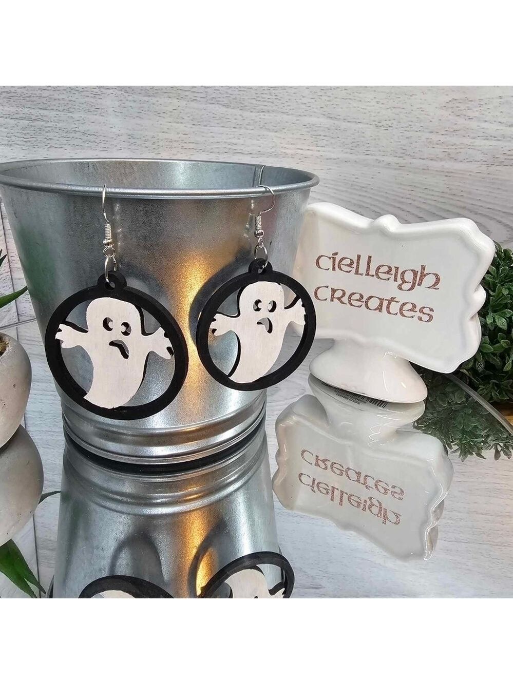 💥4 for $25💥 Halloween Earrings - ghosts